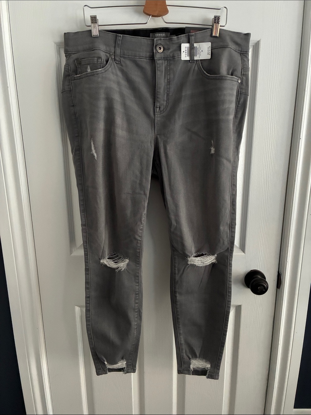 torrid Gray Distressed Cropped Skinny Jeans